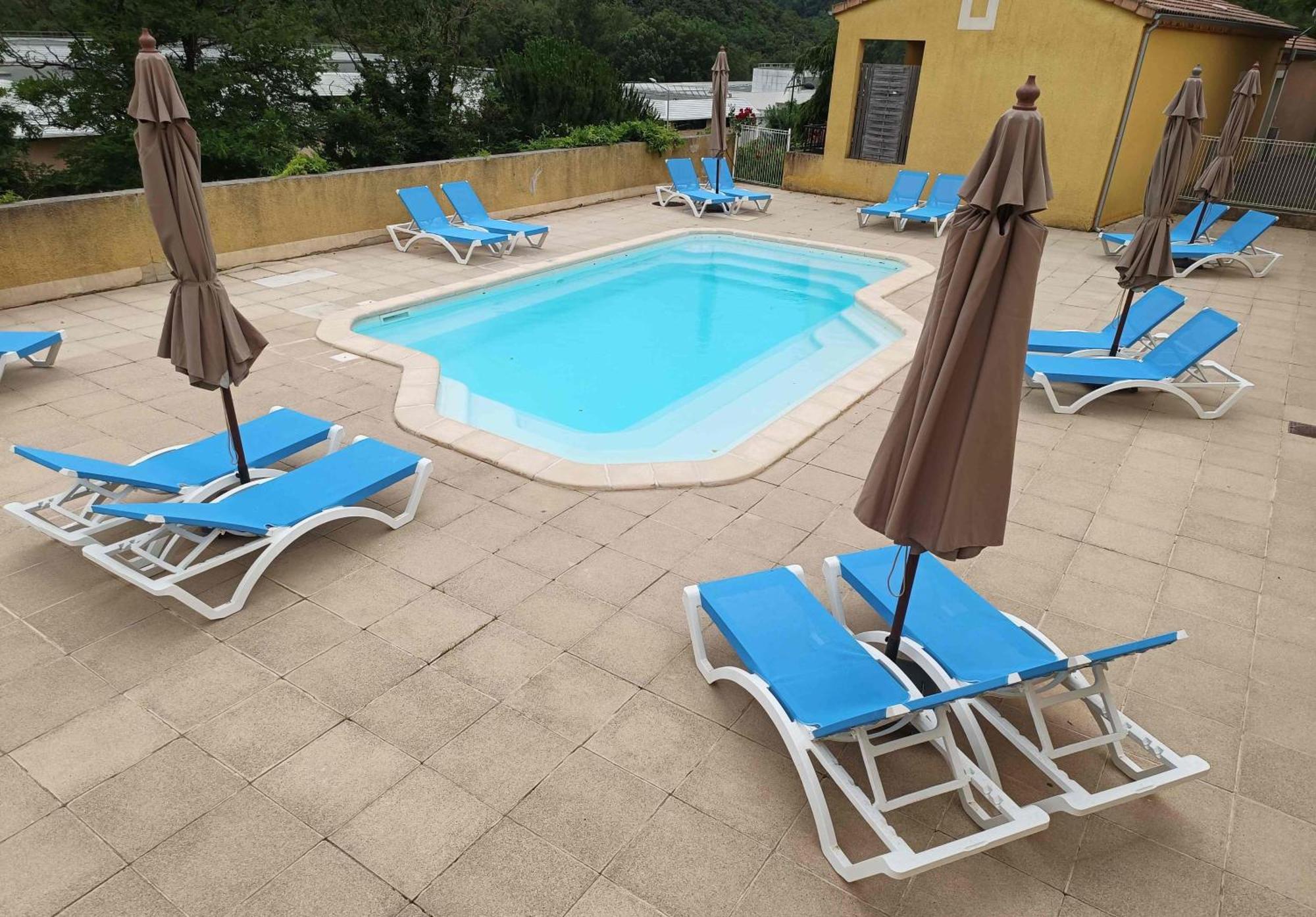 Appartement T2 - Pmr A 750 Metres De La Station Thermale D'Avene Bagian luar foto