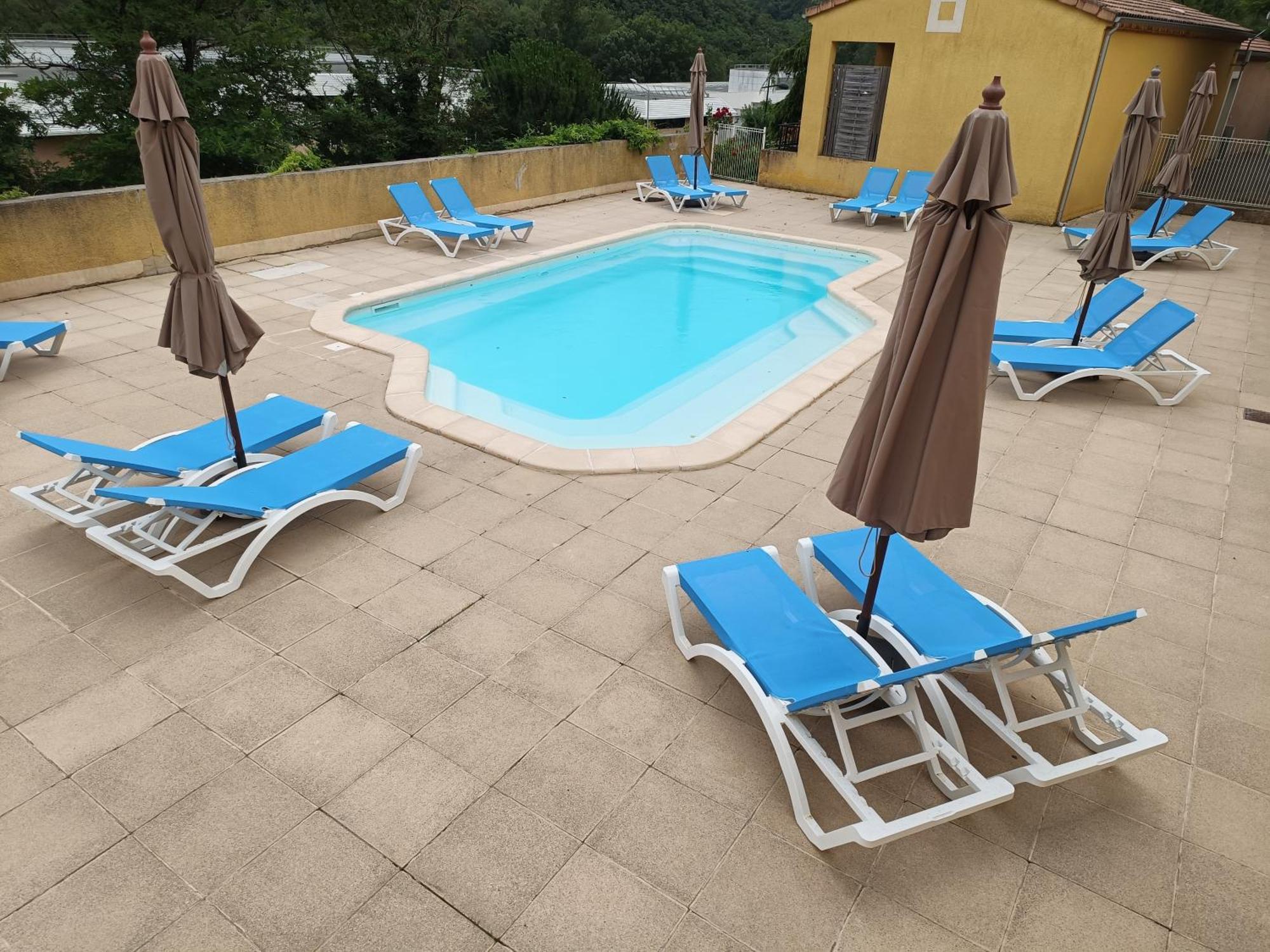 Appartement T2 - Pmr A 750 Metres De La Station Thermale D'Avene Bagian luar foto